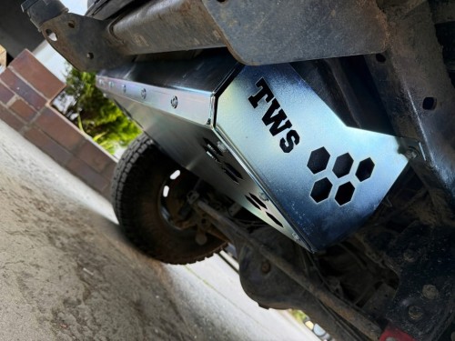 Osłona Pod Zbiornik Grand Vitara I Xl7 3D/5D wyprawowa, wytrzymała stal 3mm