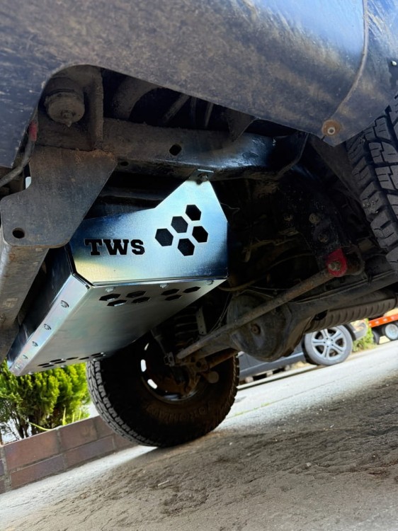 Osłona Pod Zbiornik Grand Vitara I Xl7 3D/5D wyprawowa, wytrzymała stal 3mm