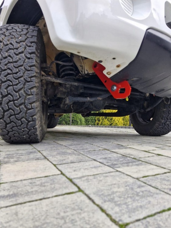 Hak Ucho Holownicze + amortyzator skrętu Ucho offroad Suzuki Jimny 1998->