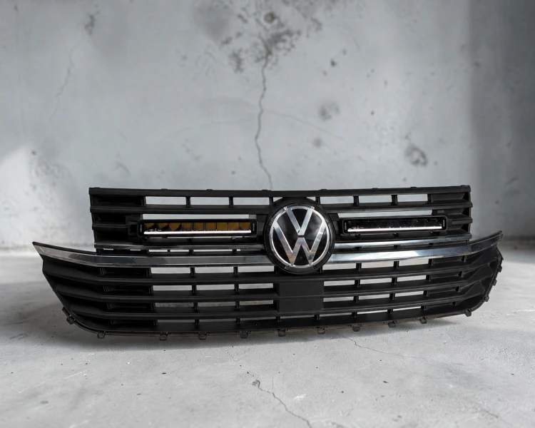Zestaw 2 lamp LED OSRAM MX250-CB z mocowaniami do atrapy Volkswagen T6.1